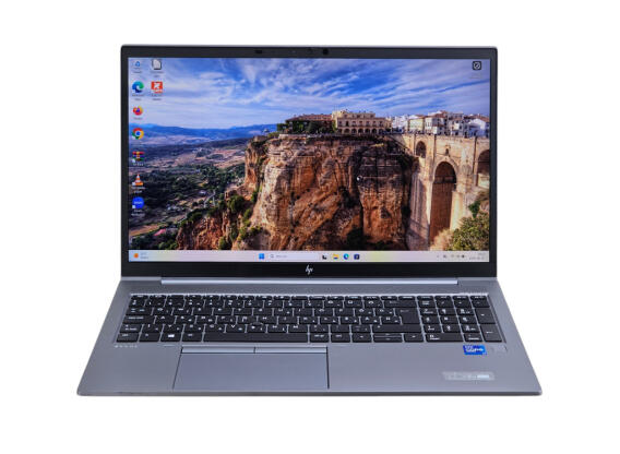 HP Zbook Firefly 15 G8 4K Laptop + Nvidia / i7-1185G7 / 32GB RAM / 1TB SSD / Magyar billentyűzet