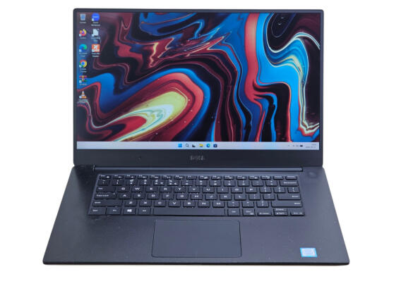 Dell Precision 5520 Laptop + Nvidia / i7-7820HQ / 12GB RAM / 256GB SSD