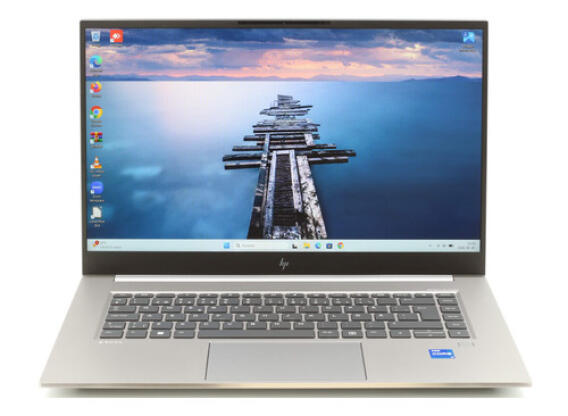 HP Zbook Studio 15 G8 felújított laptop i7-11850H 32GB RAM 512SSD 15.6" FHD WIN11