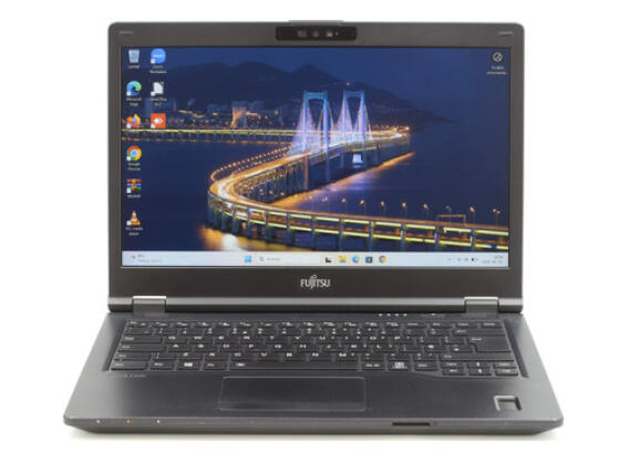 Fujitsu Lifebook E5411 felújított laptop i5-1135G7 16GB RAM 256SSD 14" FHD WIN11
