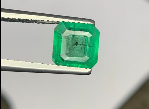 Természetes Smaragd 1.98 ct (ICA GemLab)