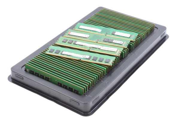 8GB DDR4 PC RAM (memória) PC4-2133P használt 12 hónap garanciával
